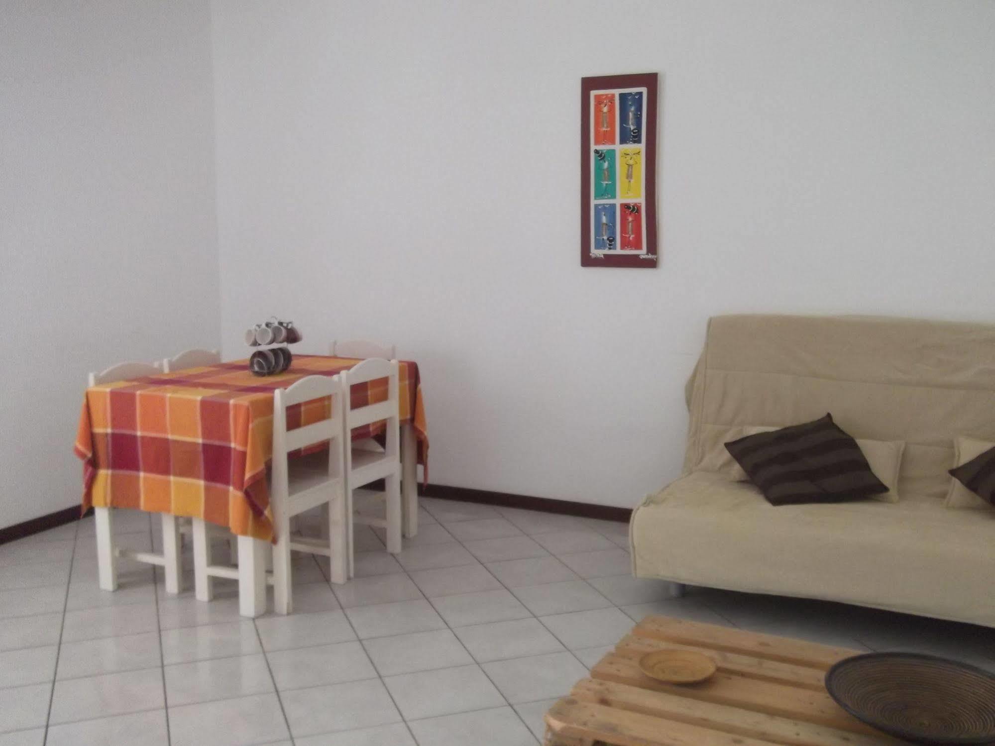 Apartment Ocean Front Praia Estoril サル・レイ エクステリア 写真