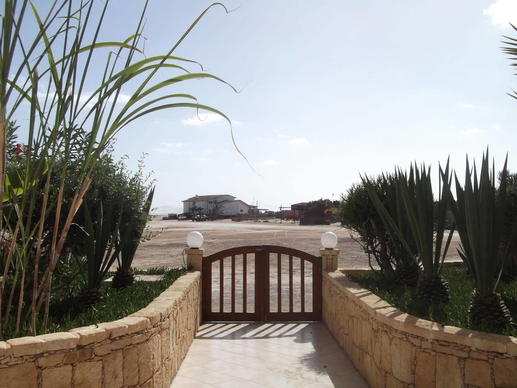Apartment Ocean Front Praia Estoril サル・レイ エクステリア 写真